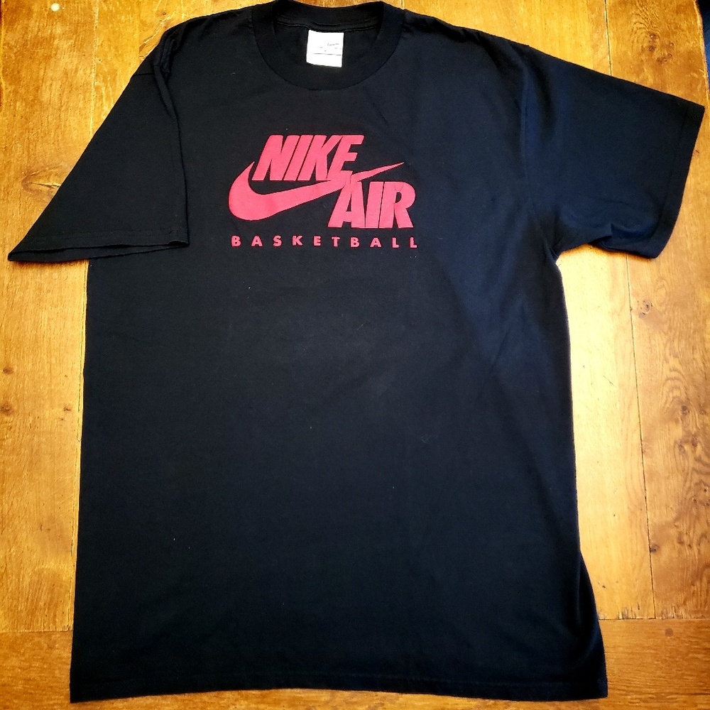 Vintage Nike Basketball raised lettering shirt